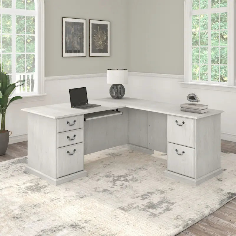 Bureau d'ordinateur en forme de L Saratoga de Bush Furniture avec tiroirs