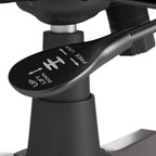 Fauteuil de bureau capitonné à dossier haut Salinas avec accoudoirs, par Bush Furniture